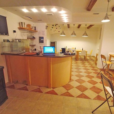 Paklenica Sport Apartments Starigrad Paklenica Bagian luar foto