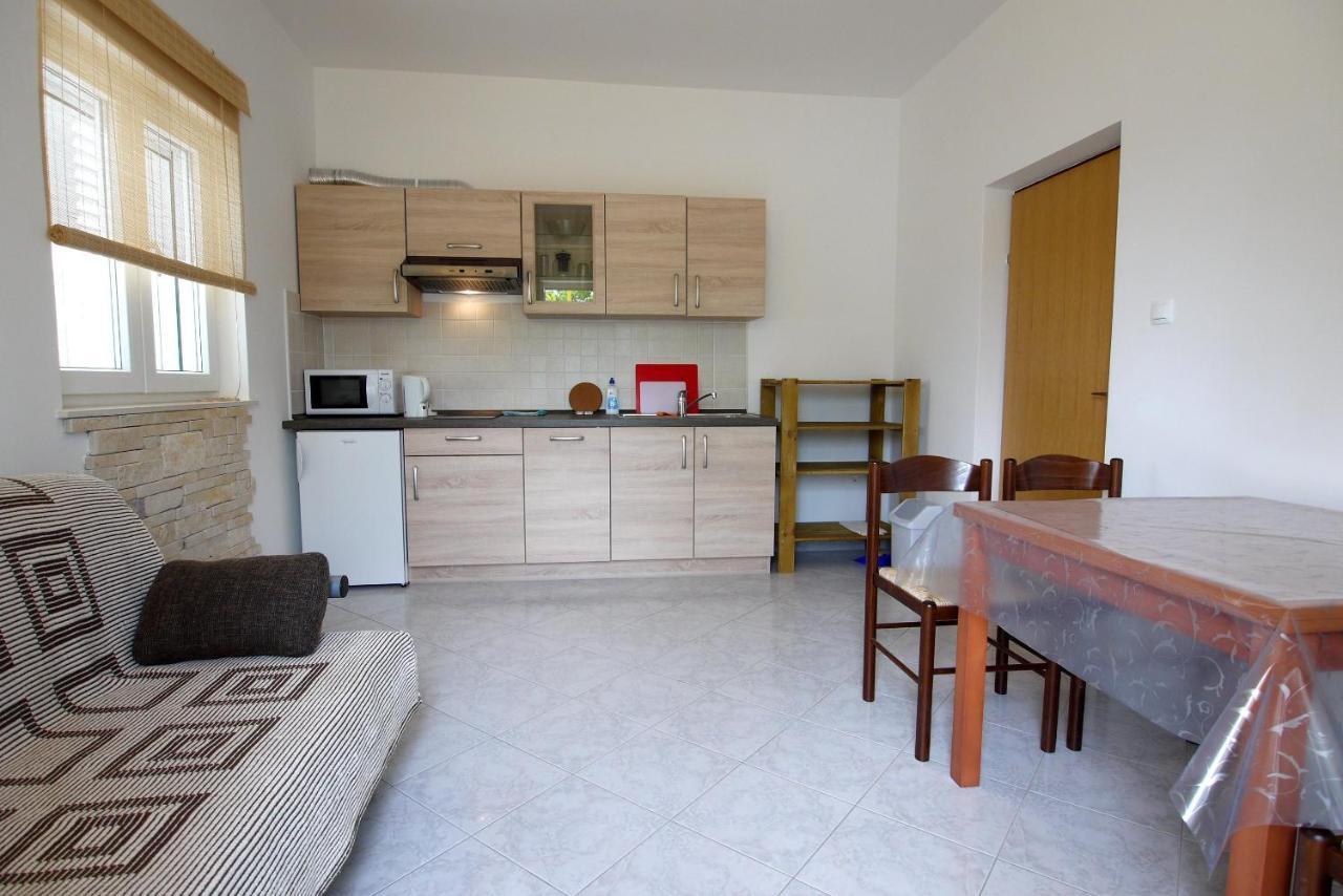 Paklenica Sport Apartments Starigrad Paklenica Ruang foto