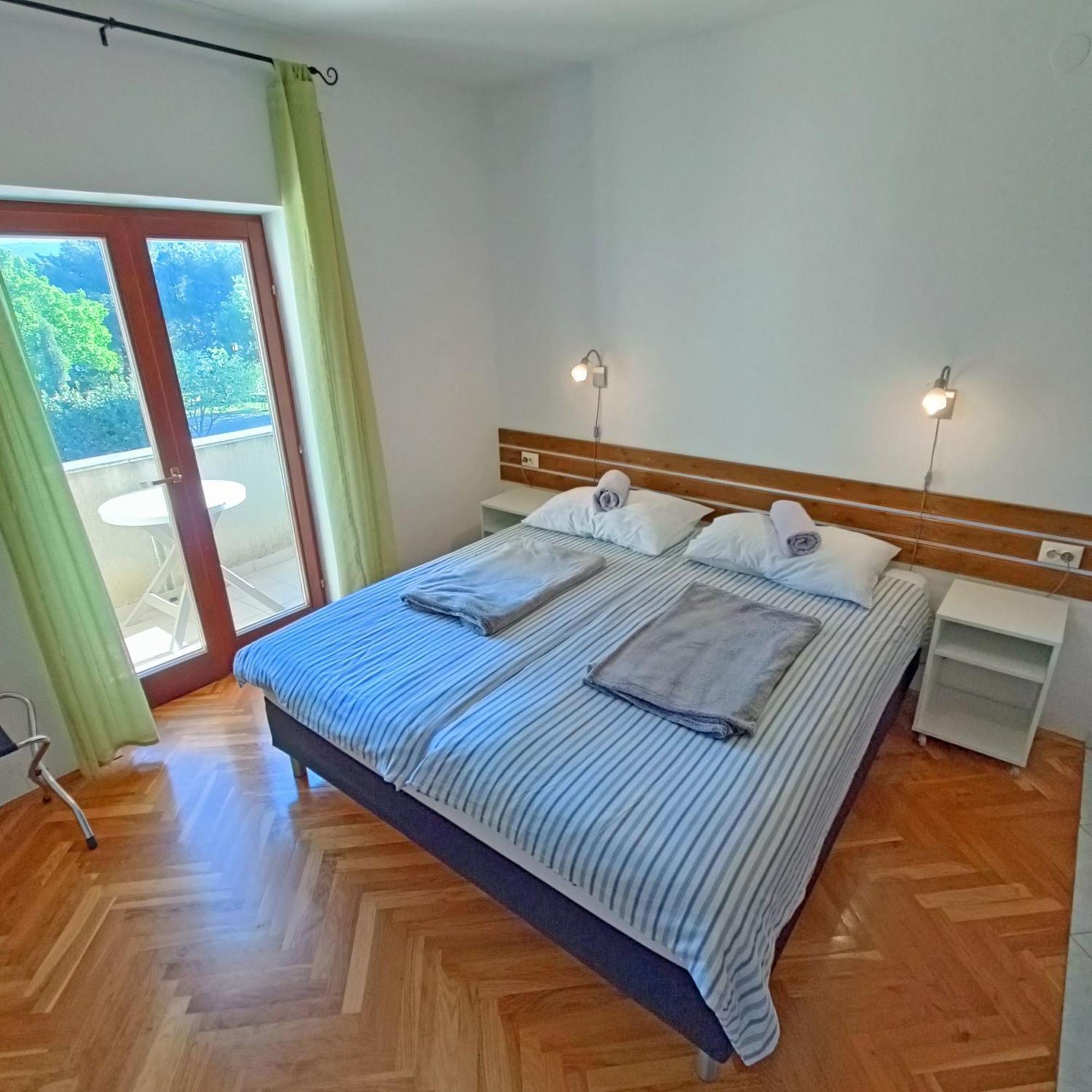 Paklenica Sport Apartments Starigrad Paklenica Ruang foto