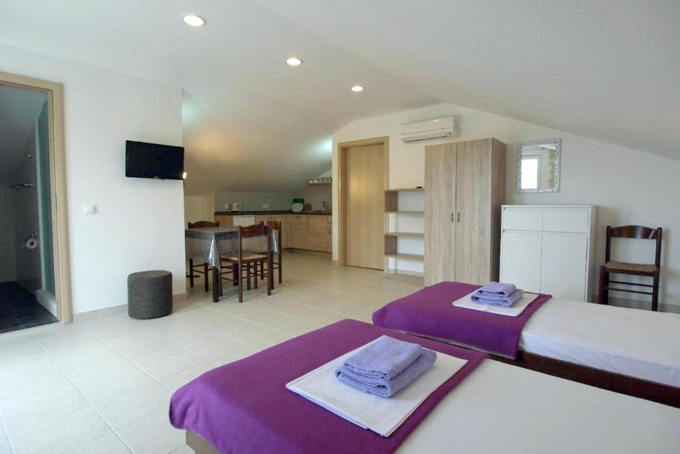 Paklenica Sport Apartments Starigrad Paklenica Ruang foto