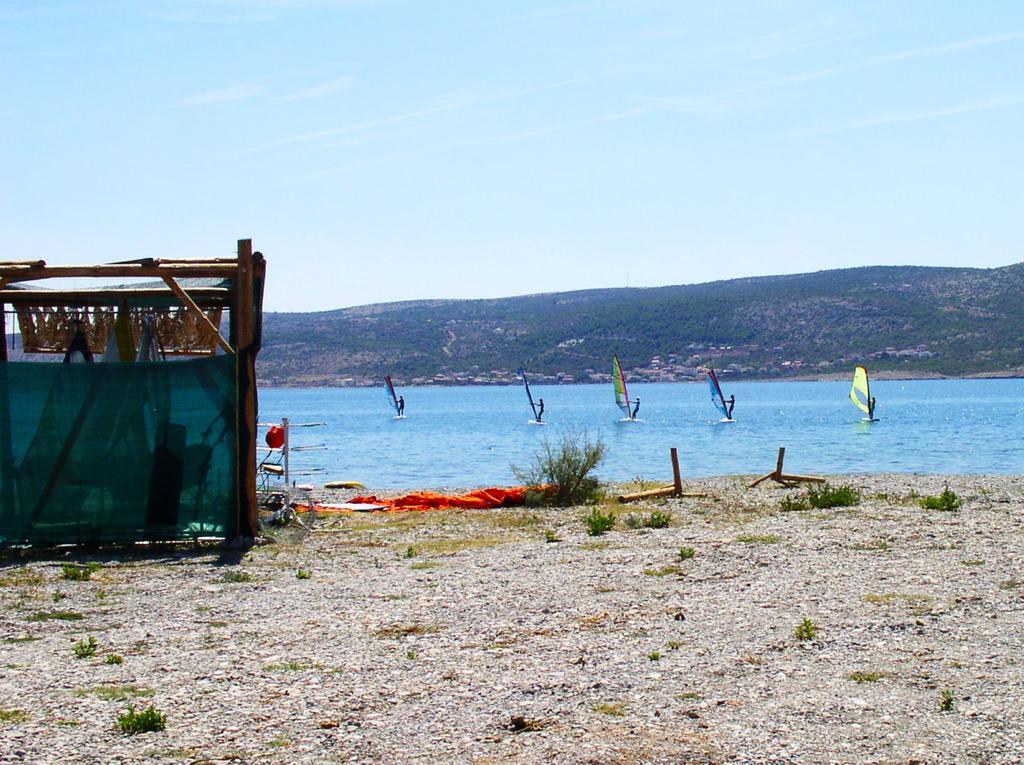 Paklenica Sport Apartments Starigrad Paklenica Bagian luar foto