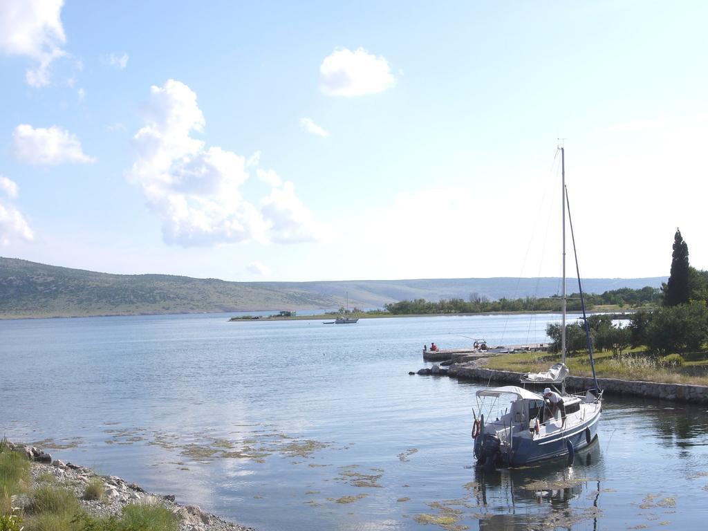 Paklenica Sport Apartments Starigrad Paklenica Bagian luar foto