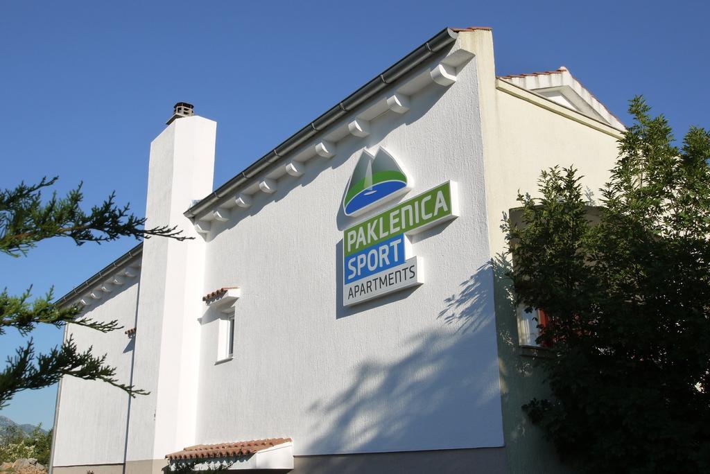 Paklenica Sport Apartments Starigrad Paklenica Bagian luar foto